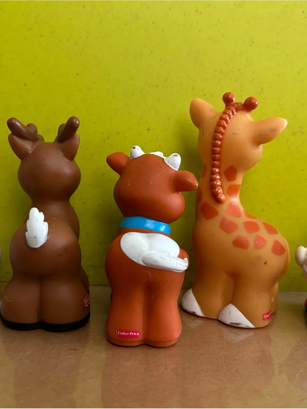 Fisher Price Animal Toy Set for Kids - Giraffe & Cow Figures